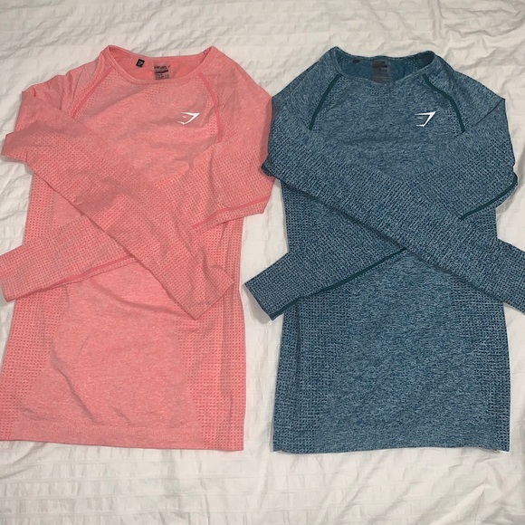 Gymshark long sleeve shirt (small) - Picture 3 of 3
